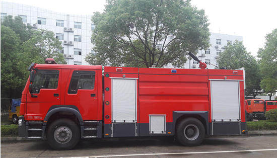 重汽豪沃8噸水罐泡沫消防車(chē)-8噸水罐泡沫消防車(chē)