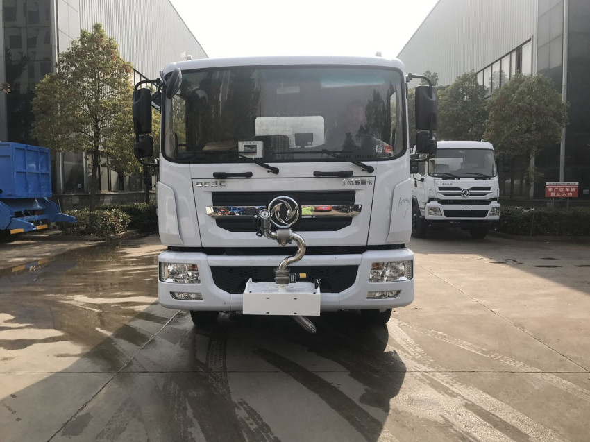 12噸灑水車