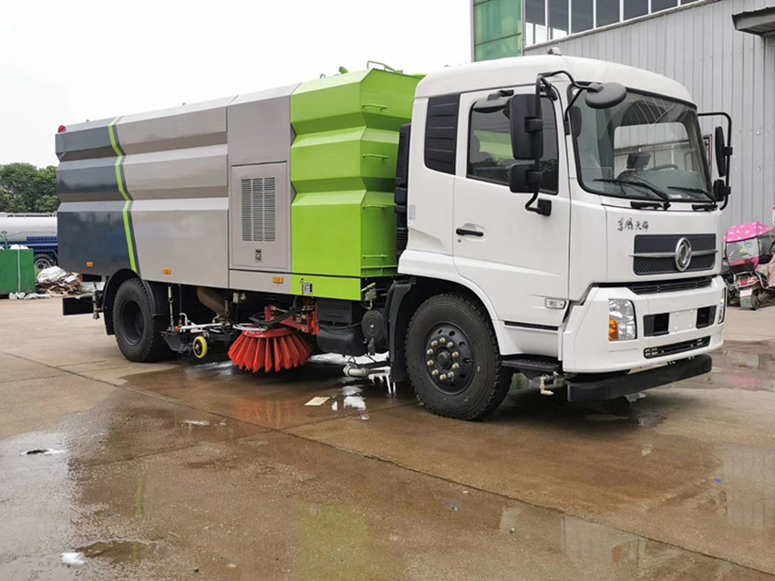 18噸洗掃車廠家直銷-18噸洗掃車價(jià)格報(bào)價(jià)-東風(fēng)程力