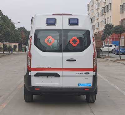程力威牌CLW5033XJHJX6型救護(hù)車