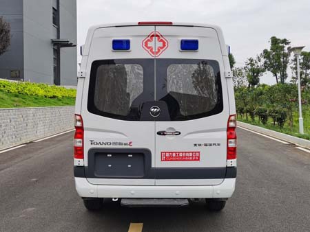程力重工牌CLH5040XJHB6型救護(hù)車