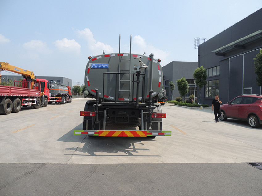 東風(fēng)天錦15方灑水車-16方灑水車