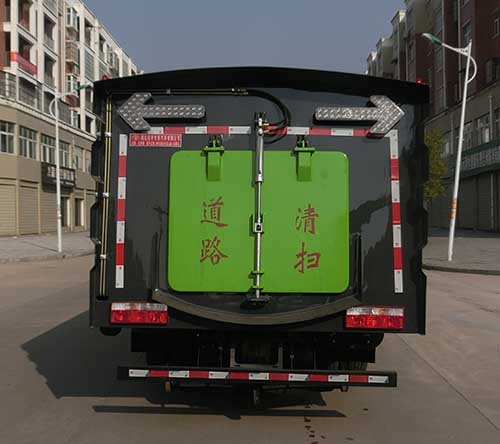 虹宇牌HYS5120TSLE6型掃路車